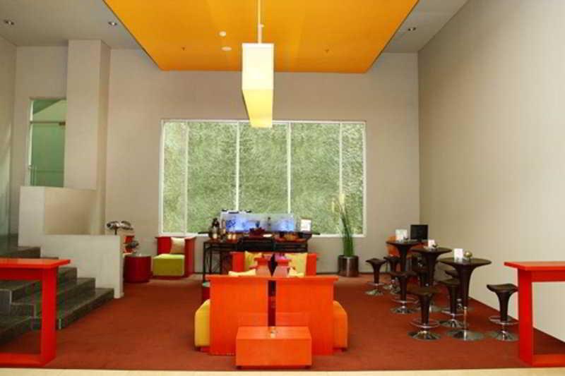 Sparks Life Jakarta, Artotel Curated Extérieur photo