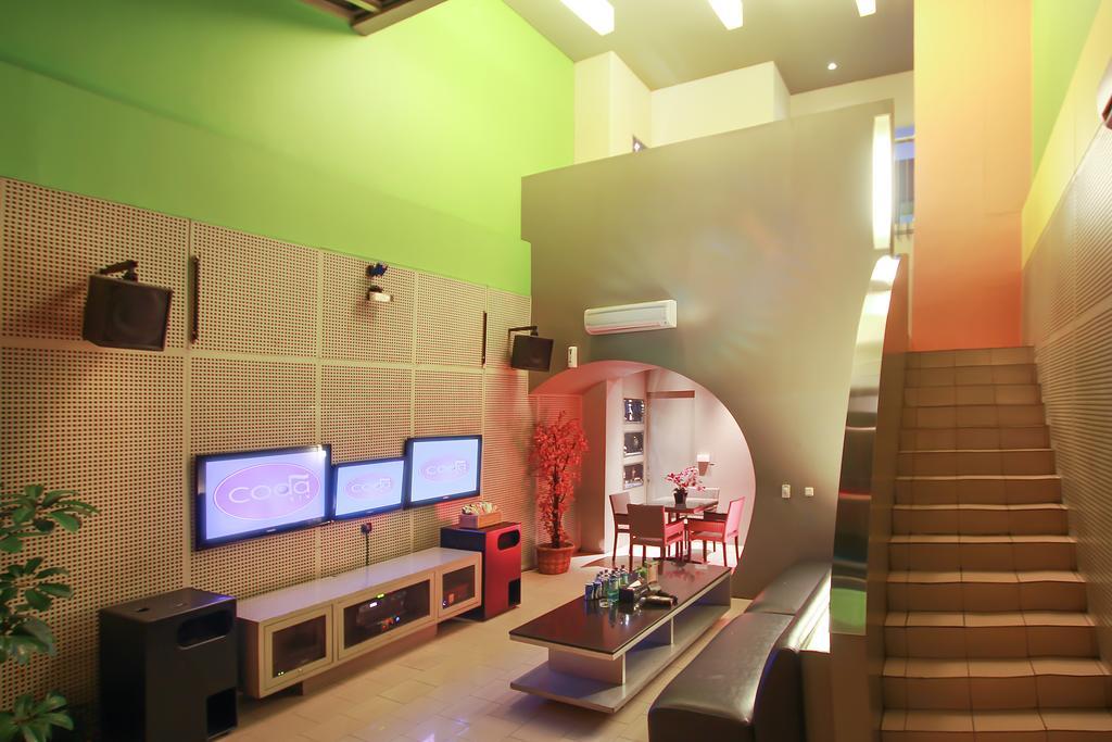 Sparks Life Jakarta, Artotel Curated Extérieur photo