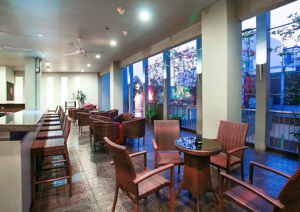 Sparks Life Jakarta, Artotel Curated Extérieur photo