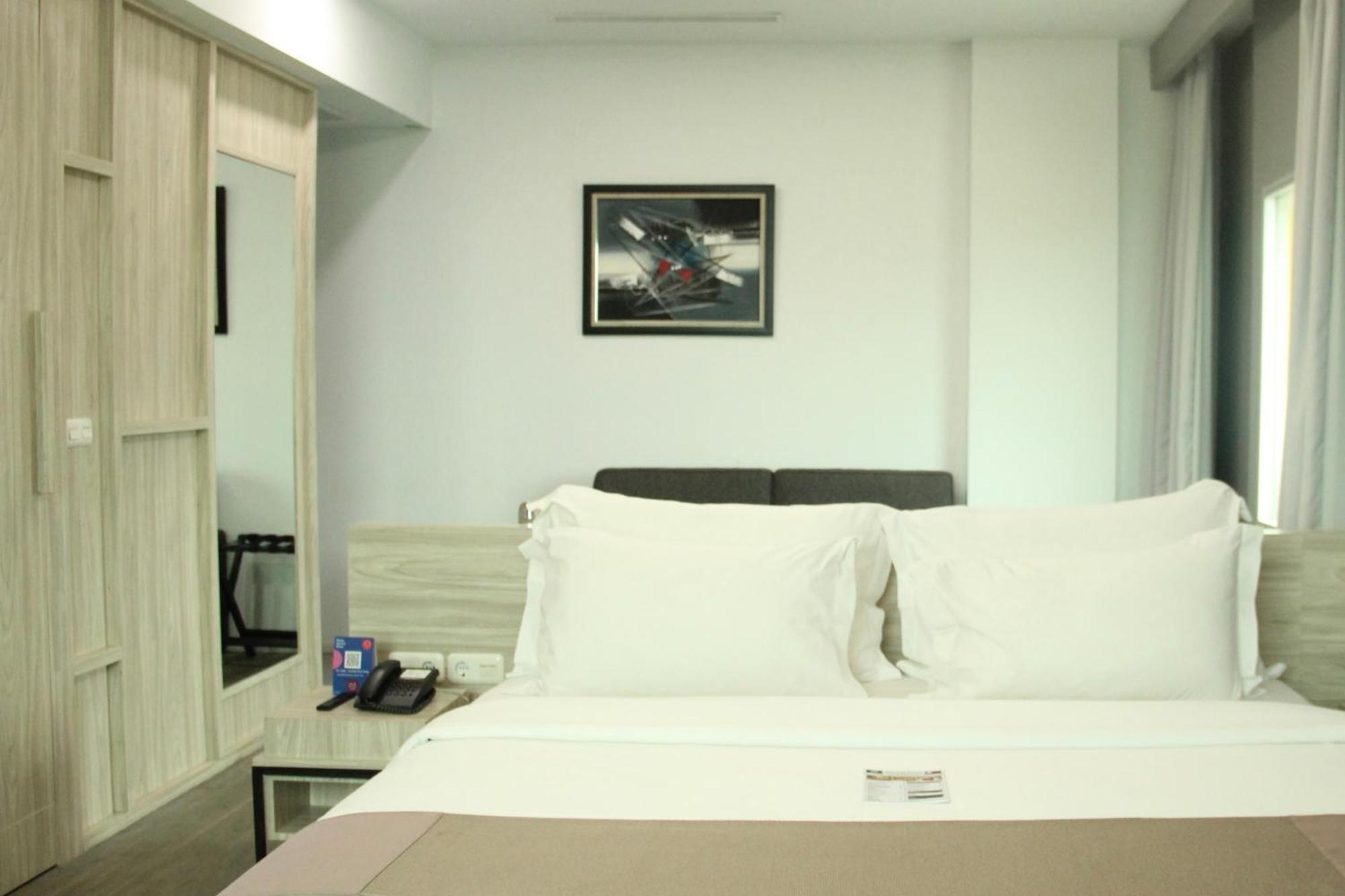 Sparks Life Jakarta, Artotel Curated Extérieur photo