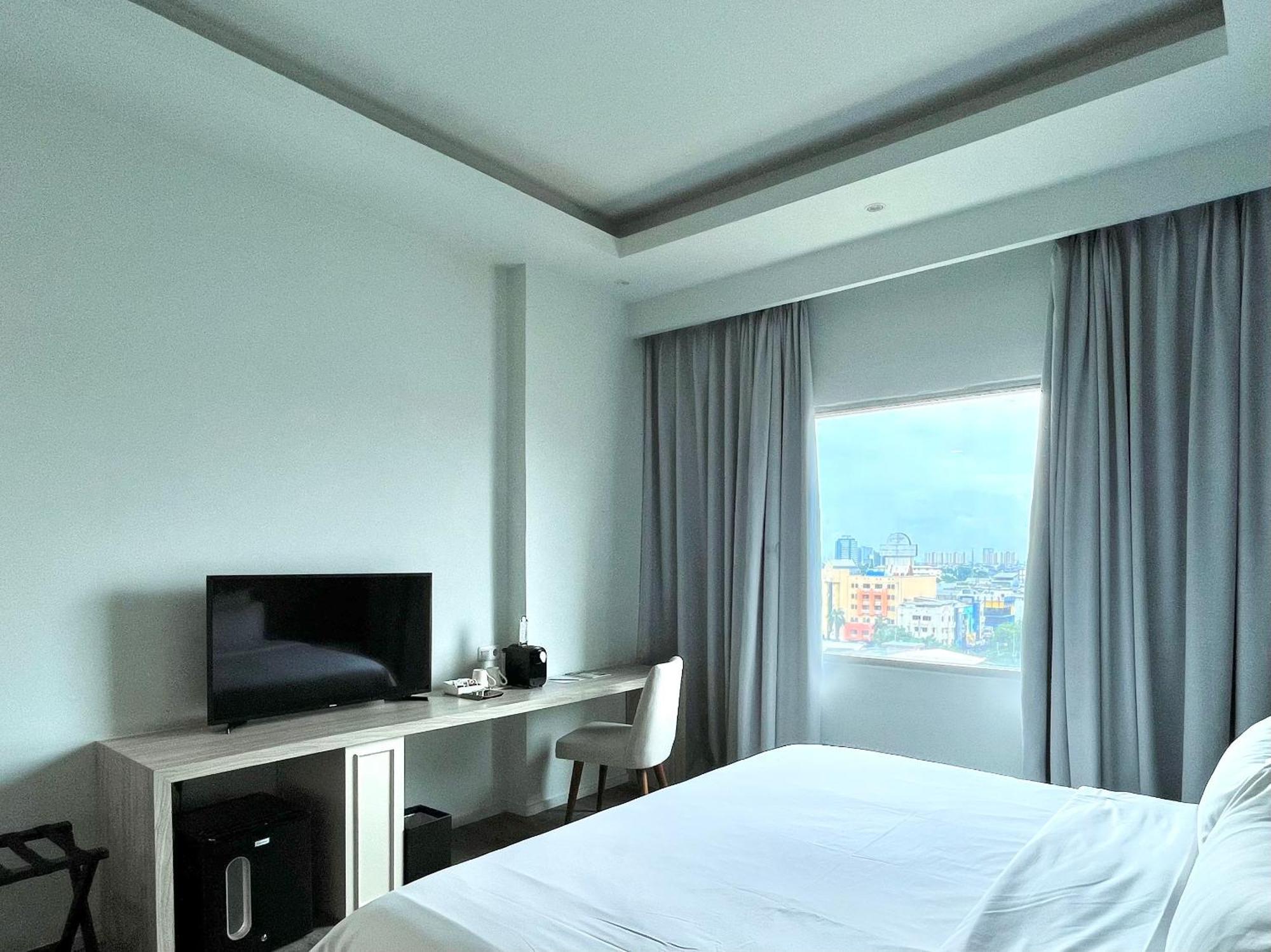 Sparks Life Jakarta, Artotel Curated Extérieur photo