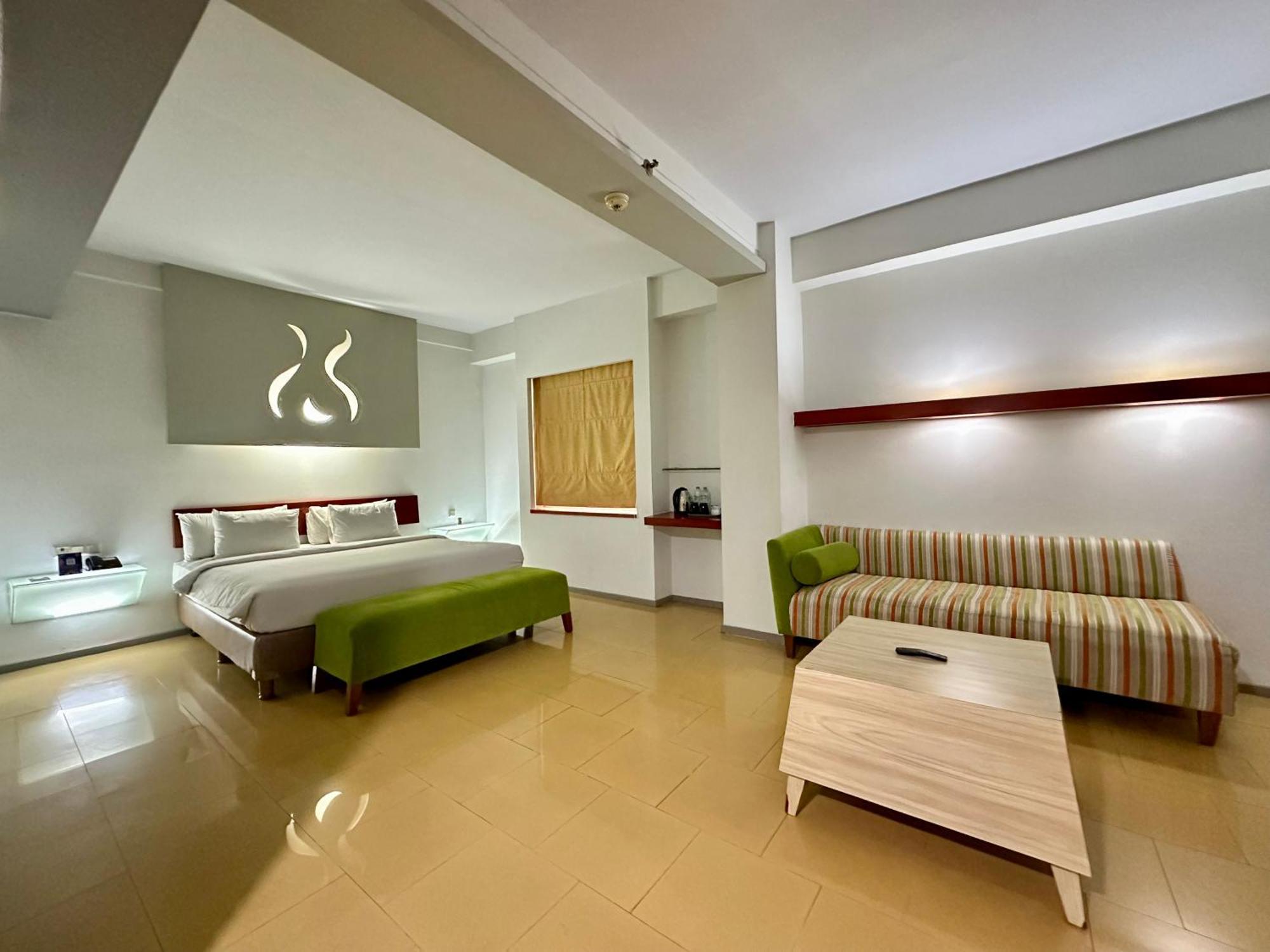 Sparks Life Jakarta, Artotel Curated Extérieur photo